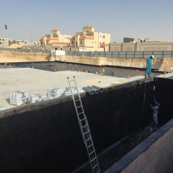 خدمات العزل المائي بالرياض للأقبية والخزانات والأسطح — شركة طبقات المتعددة