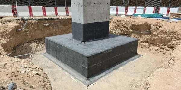 تركيب لفة EPDM بسمك 1.50 مم على السطح مع ألواح العزل الحراري - طبقات